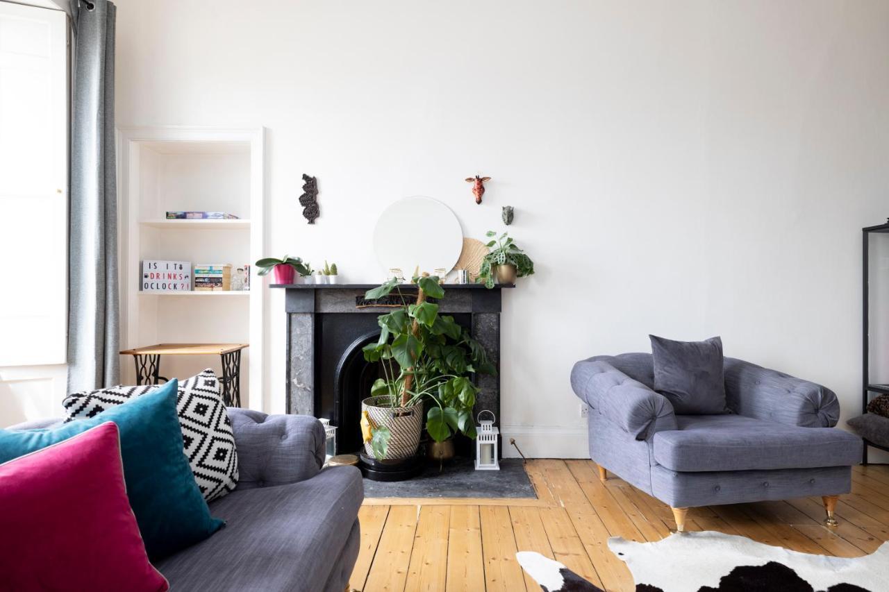 Altido Glamorous 2-Bed Flat Near Edinburgh Castle מראה חיצוני תמונה